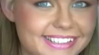 Du vyrai gavo liesas gyvis su nusiskuto pūlingas pakliuvom ant sofos