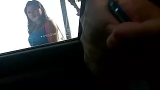 Mergina davė pirmą kartą du svetimi ir tada atėjo gang bang