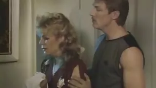 Plikas vyras Pakliuvom Šviesiaplaukė Mergina Pūlingas Didelis Gaidys