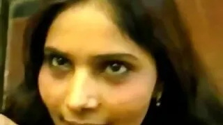 Ebony įstrigo jo didelis stiprus gaidys MILF asilas