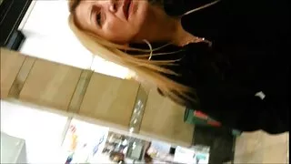 Trys langų valikliai fuck šeimininkė gang bang
